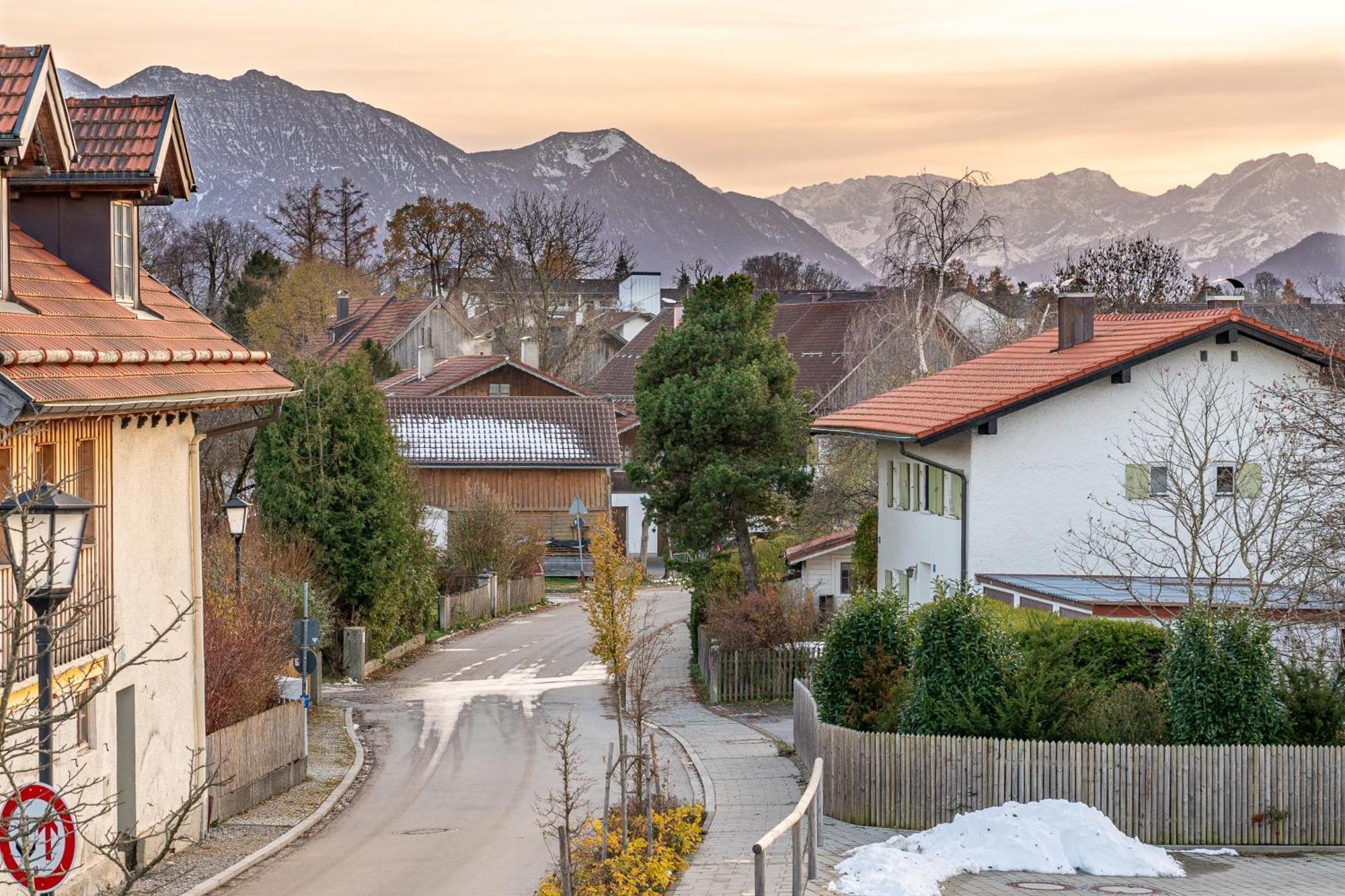 Liboria: Stylisches Haus; Sauna ; 4Min Zum See Seehausen am Staffelsee Luaran gambar